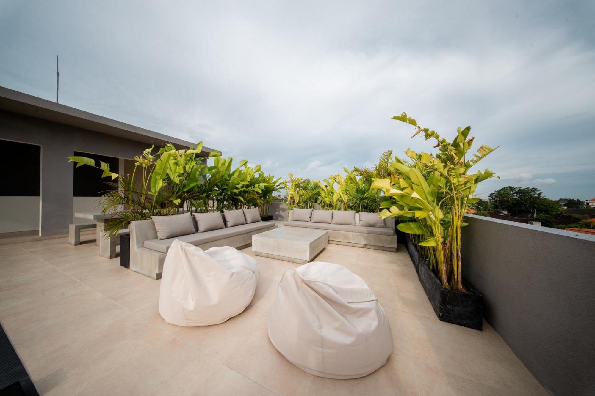 Thehub Pererenan Coworking, Pool And Rooftop Canggu Exteriér fotografie