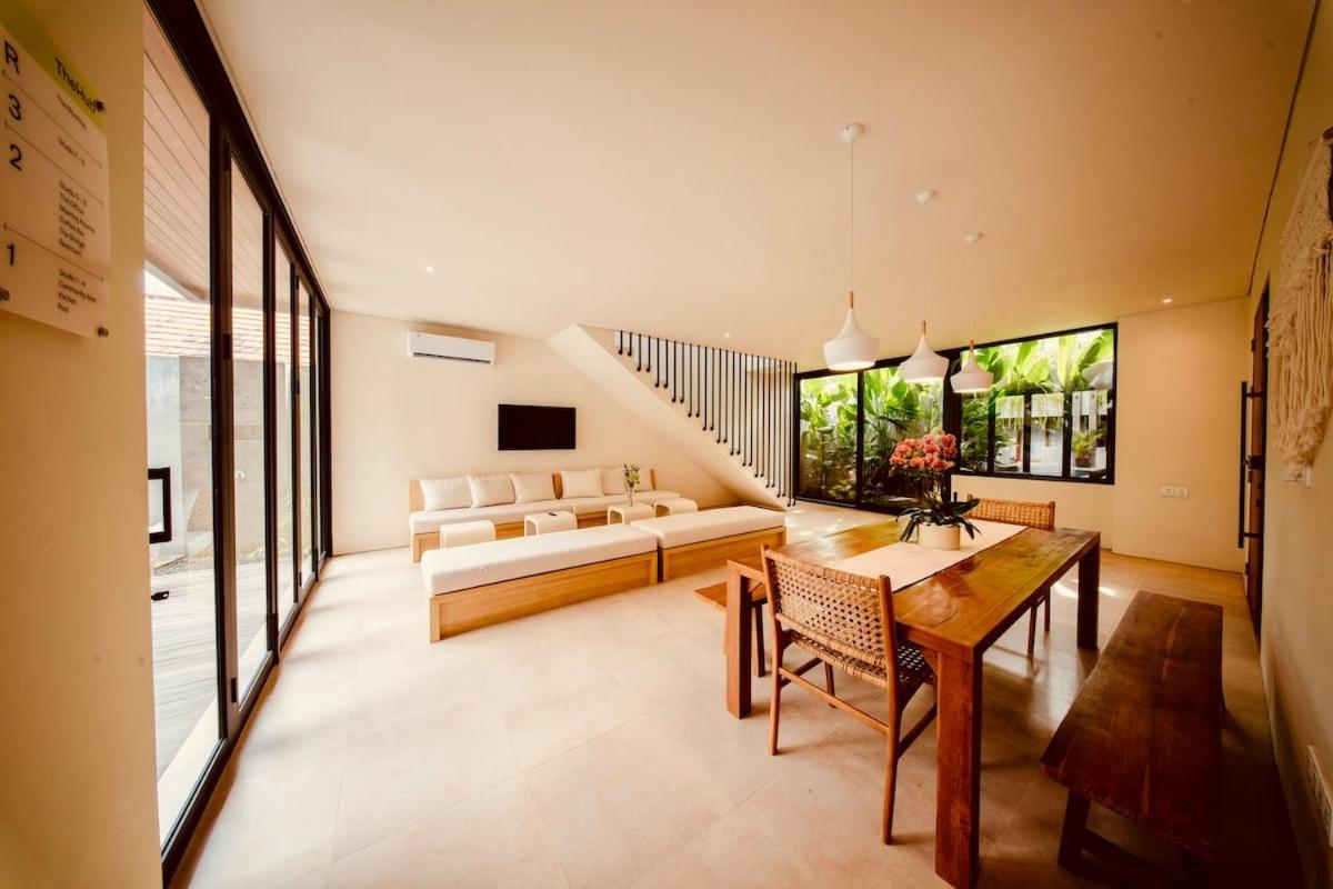 Thehub Pererenan Coworking, Pool And Rooftop Canggu Exteriér fotografie