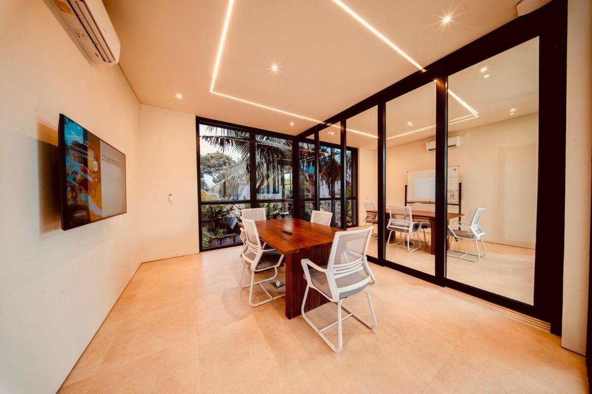 Thehub Pererenan Coworking, Pool And Rooftop Canggu Exteriér fotografie